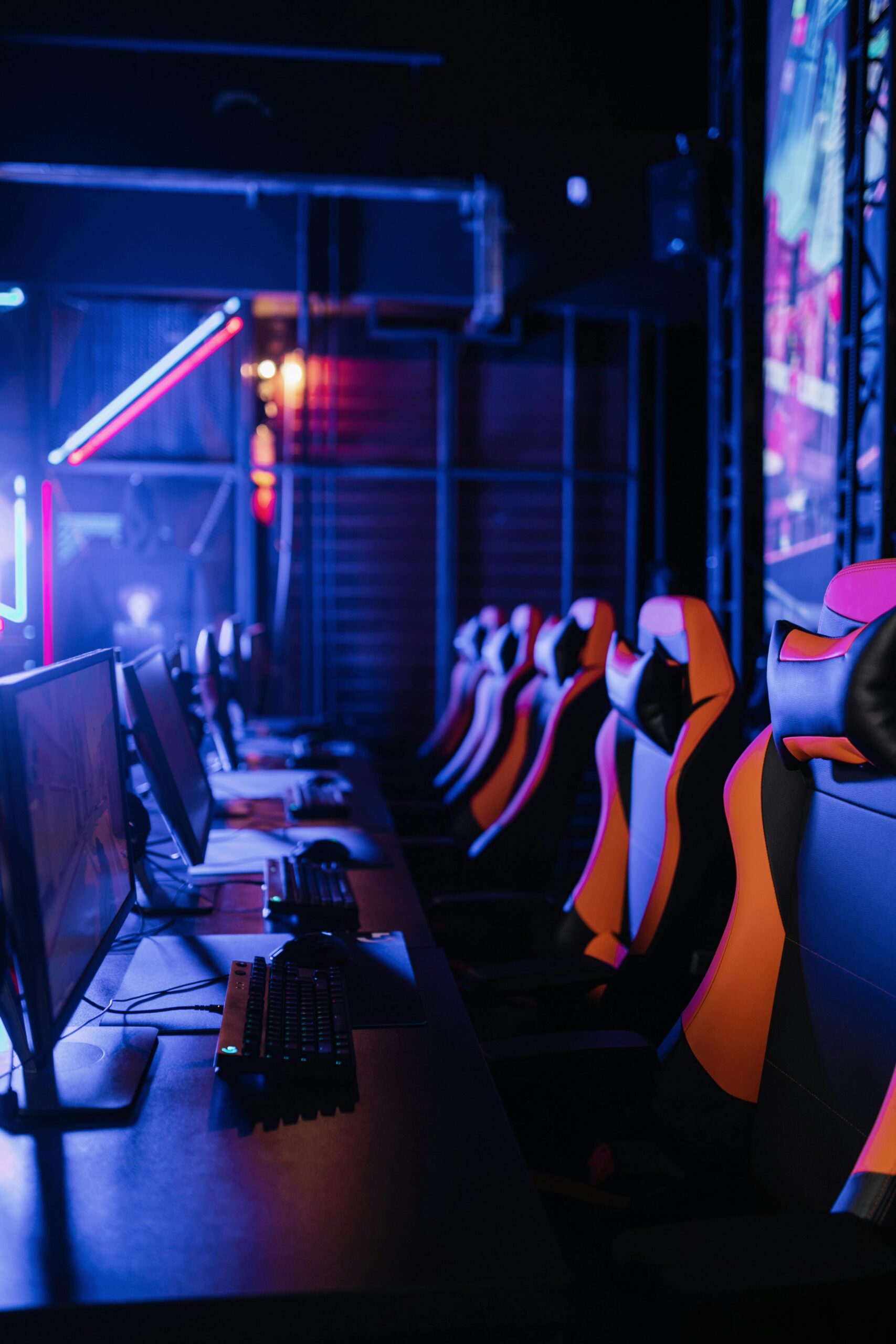 Read more about the article Kozen Sniper Gaming Chair With Adjustable Headrest & Lumbar Support,135° Recliner Chair | Stretchable Armrest With Footrest, Multifunctional Chair, Blue (Blue)